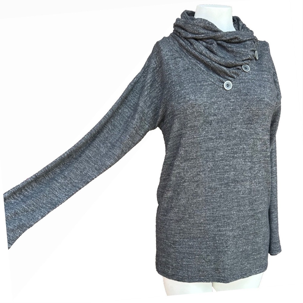 WEACZZY Tunic Top M Gray Cowl Neck Long Sleeve Button Accent Knit NWT Casual